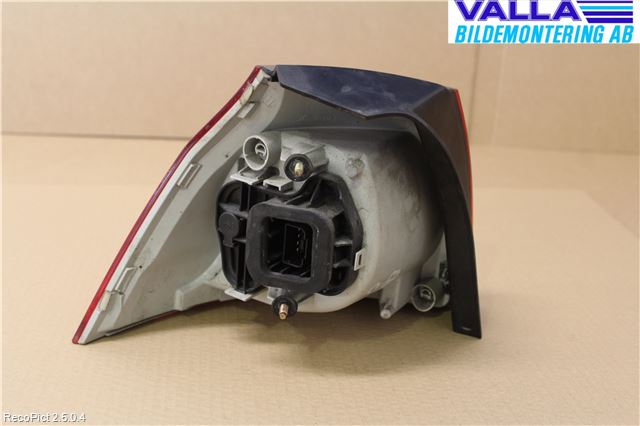 Volkswagen VW GOLF V 04-09 Bakljus Höger
