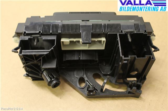 Volkswagen VW CADDY      04-10 Ac Styrenhet Ac Manöveren
