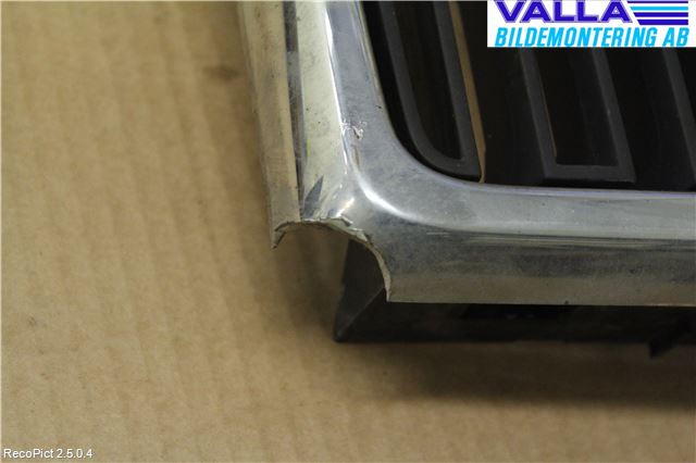 Volvo 240 88-93 Grill Komp