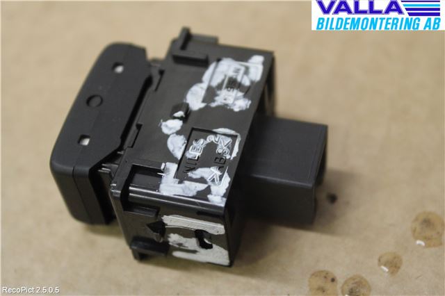 Nissan NAVARA 05-16 Strömställare Diffspärr