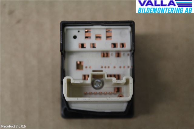 Toyota RAV 4 00-06 Strömställare Spegel