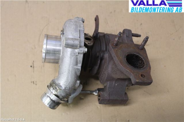 Opel VIVARO 01-14 Turboaggregat