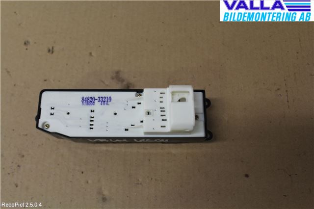 Toyota CAMRY    01-06 Strömställare Elhiss