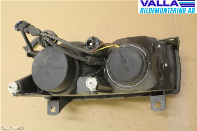 BMW 3 E36      91-00 Strålkastare Höger