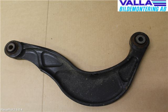 Volvo V70 08-13 Bärarm Bak Övre Höger