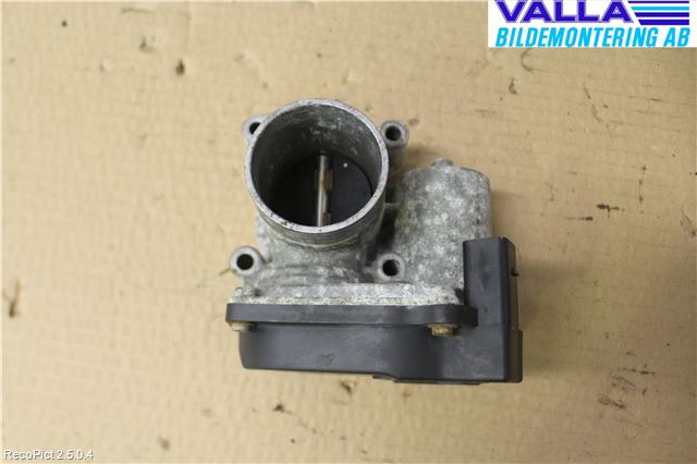 Skoda FABIA 99-07 Injspjällhus