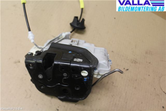 Audi A6/S6     05-11 Låskista-Dörrlås