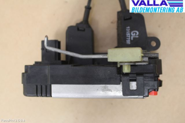 Opel VECTRA C 02-05 Låskista-Dörrlås