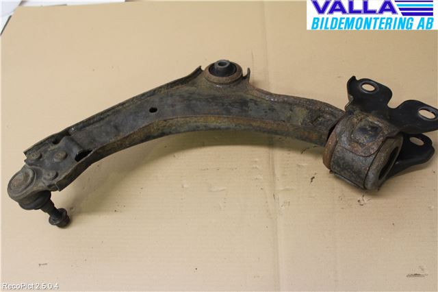 Ford MONDEO 07-15 Bärarm Fram Undre Hö