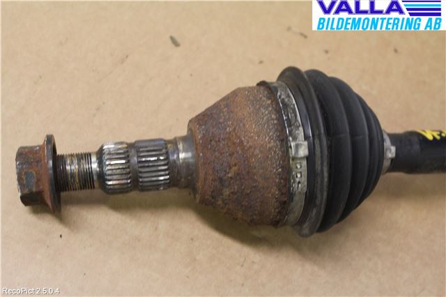 Opel VECTRA C 02-05 Drivaxel Fram Vänster