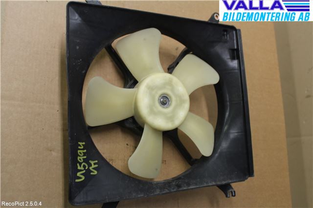 Suzuki LIANA Kylfläkt El