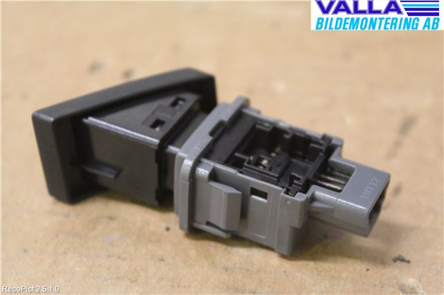 Toyota VERSO 09-18 Strömställare Varnings