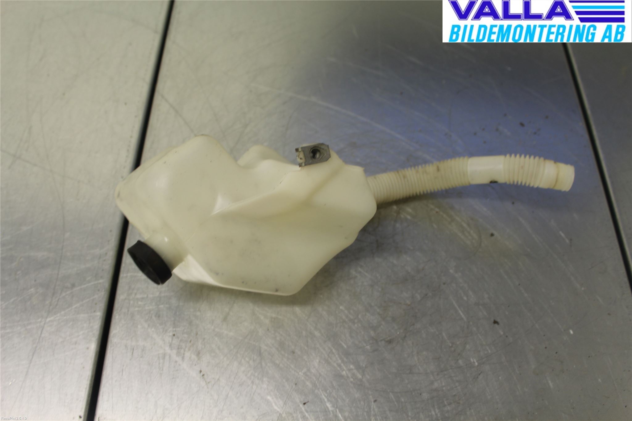 Volvo C30 07-10 Spolartank Vindruta-Strål