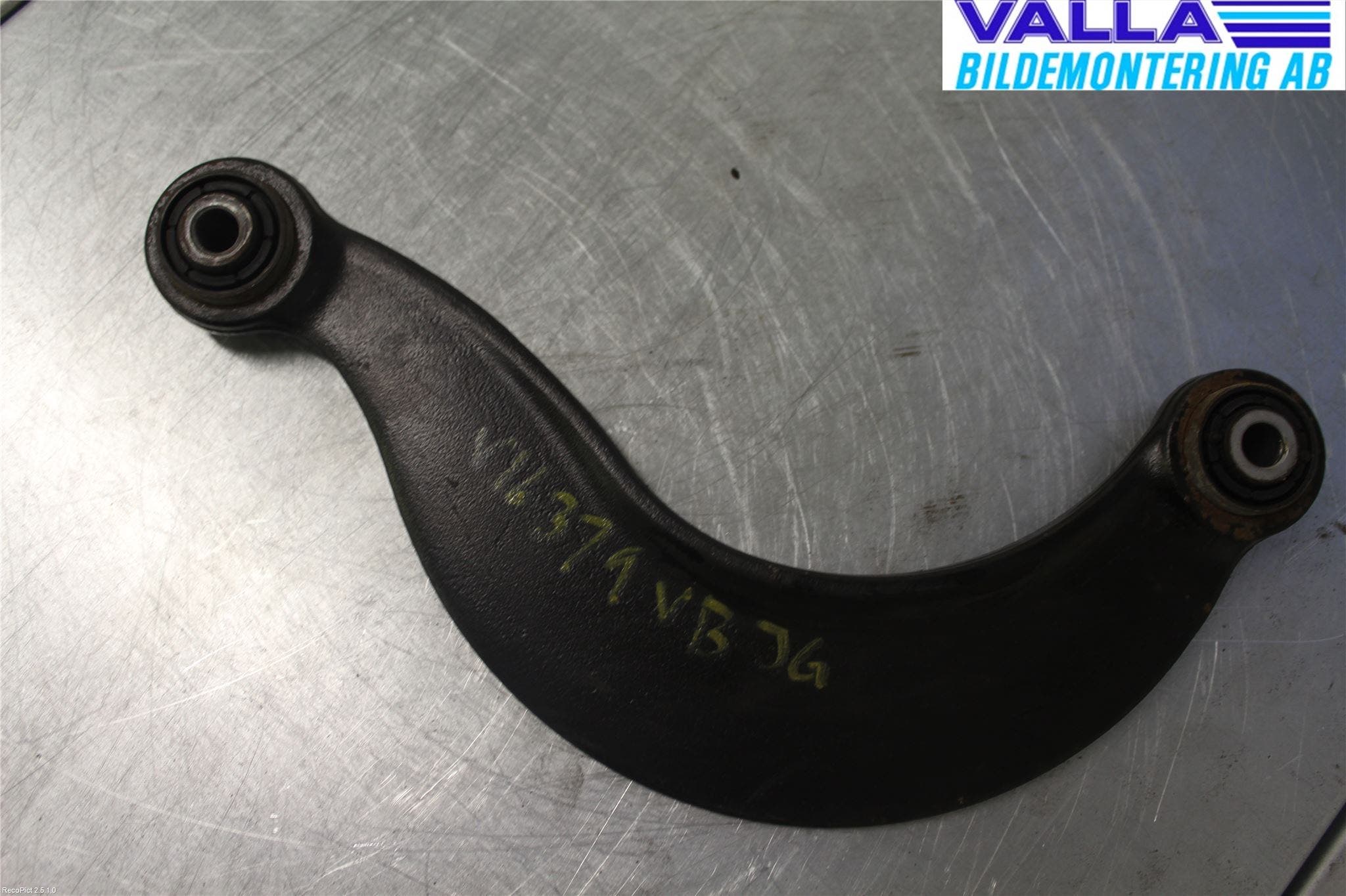 Ford FOCUS 11-14 Bärarm Bak Vänster