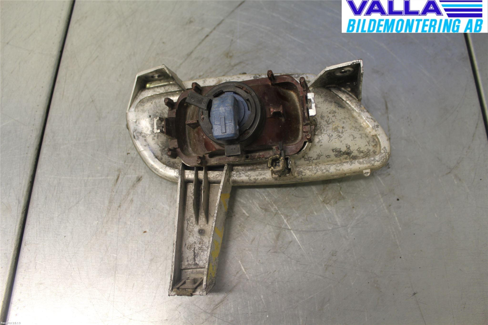 Peugeot 106     96-03 Dimljus-Varselljus Fram