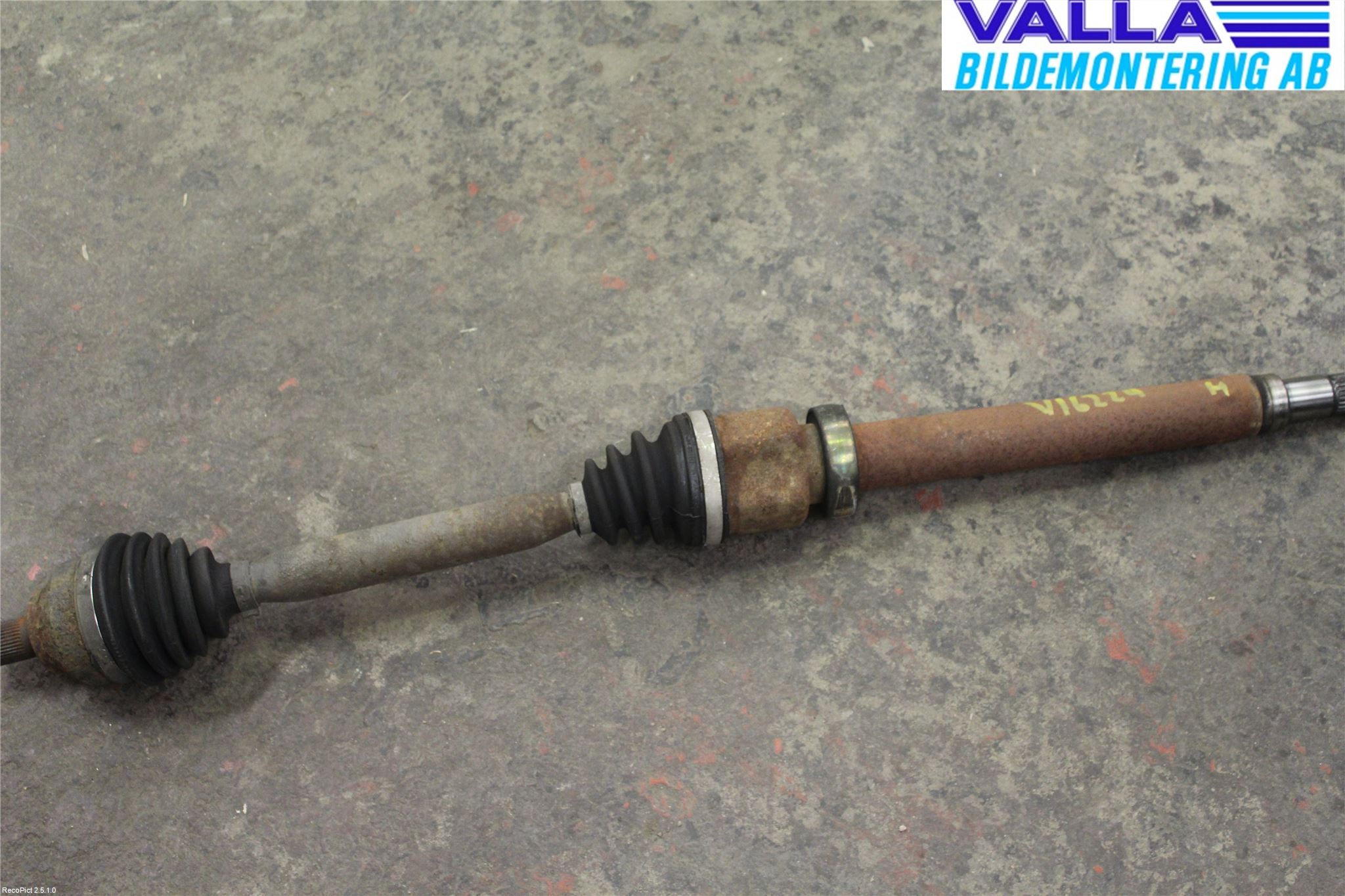 Volvo V50 04-07 Drivaxel Fram Höger