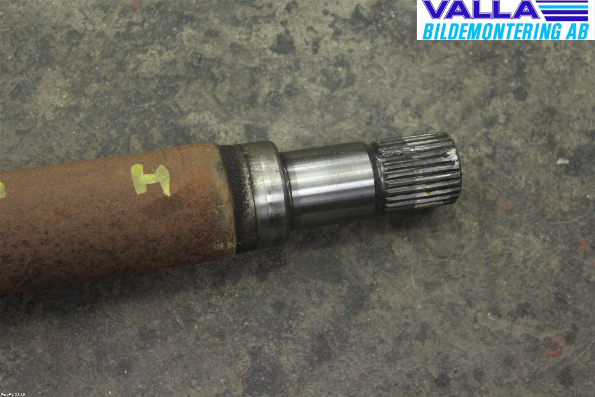 Volvo V50 04-07 Drivaxel Fram Höger