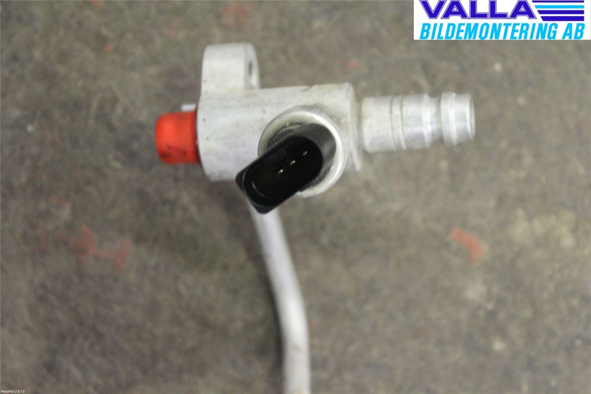 Volkswagen VW TRANSP/CARAVELLE (T5) 04-15 Ac Slang-Rör