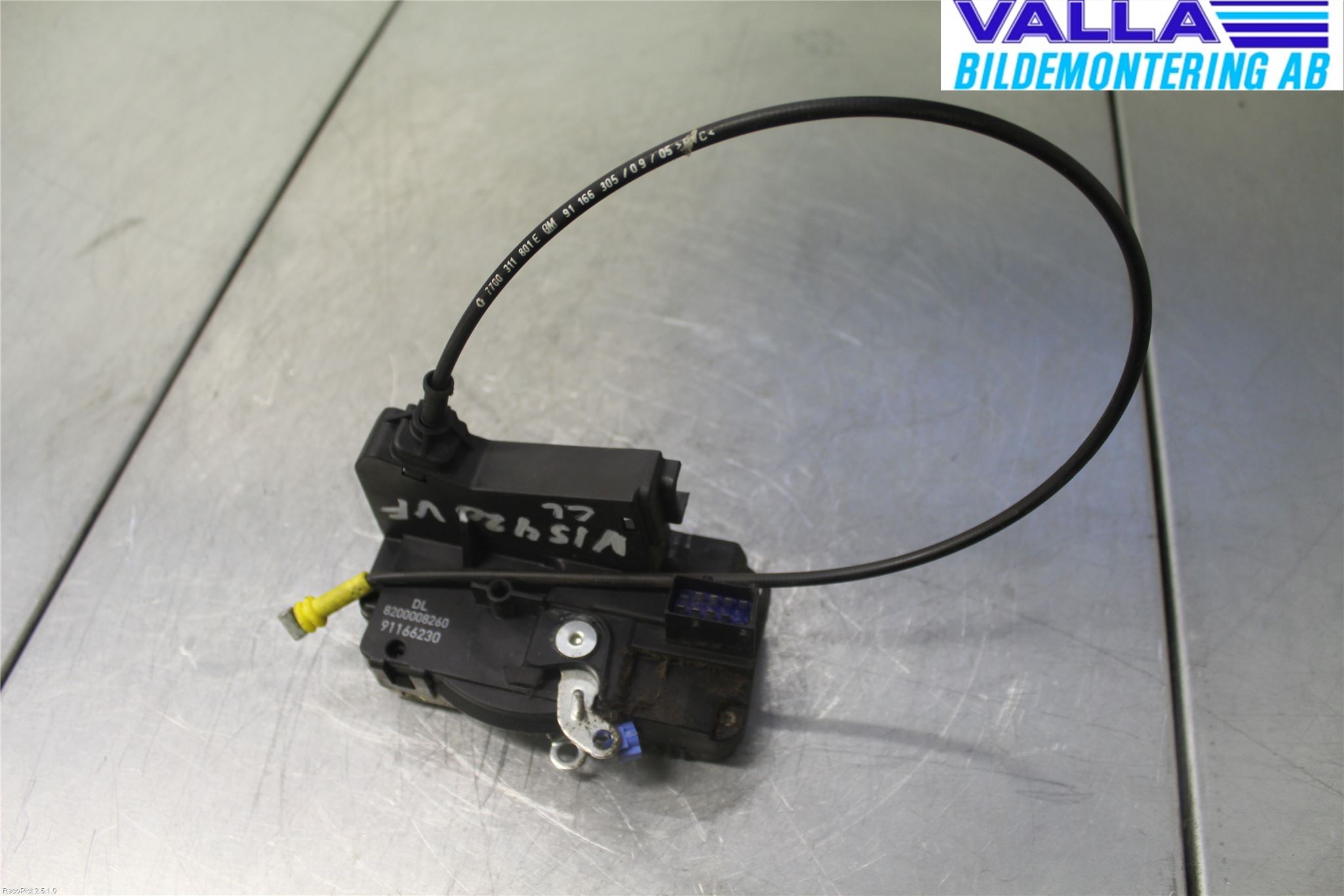 Opel VIVARO 01-14 Låskista-Dörrlås