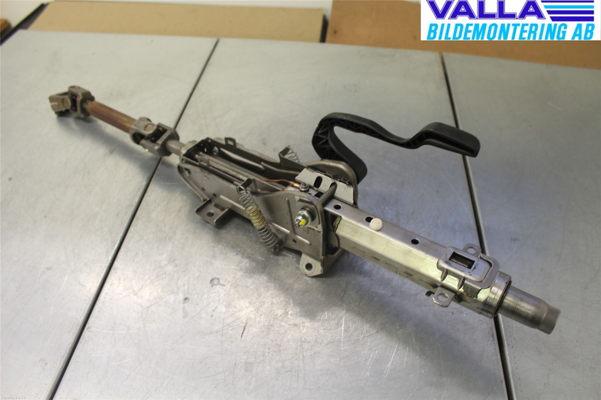 Volkswagen VW GOLF VI 09-13 Rattaxelagg Justerbart