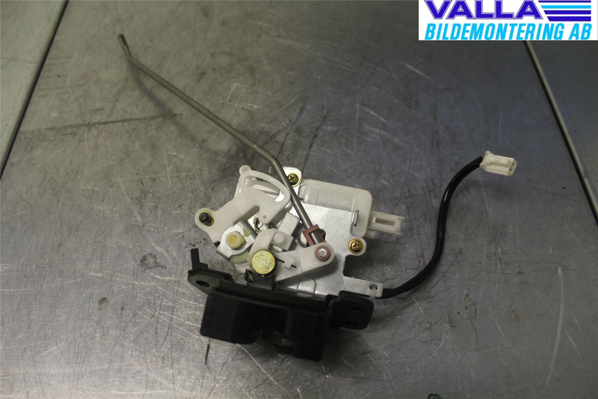 Mazda 5 05-10 Låskista Baklucka