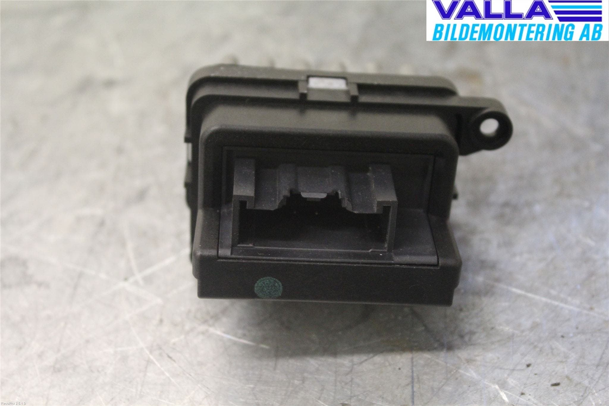 Ford MONDEO 07-15 Relä Värmefläkt