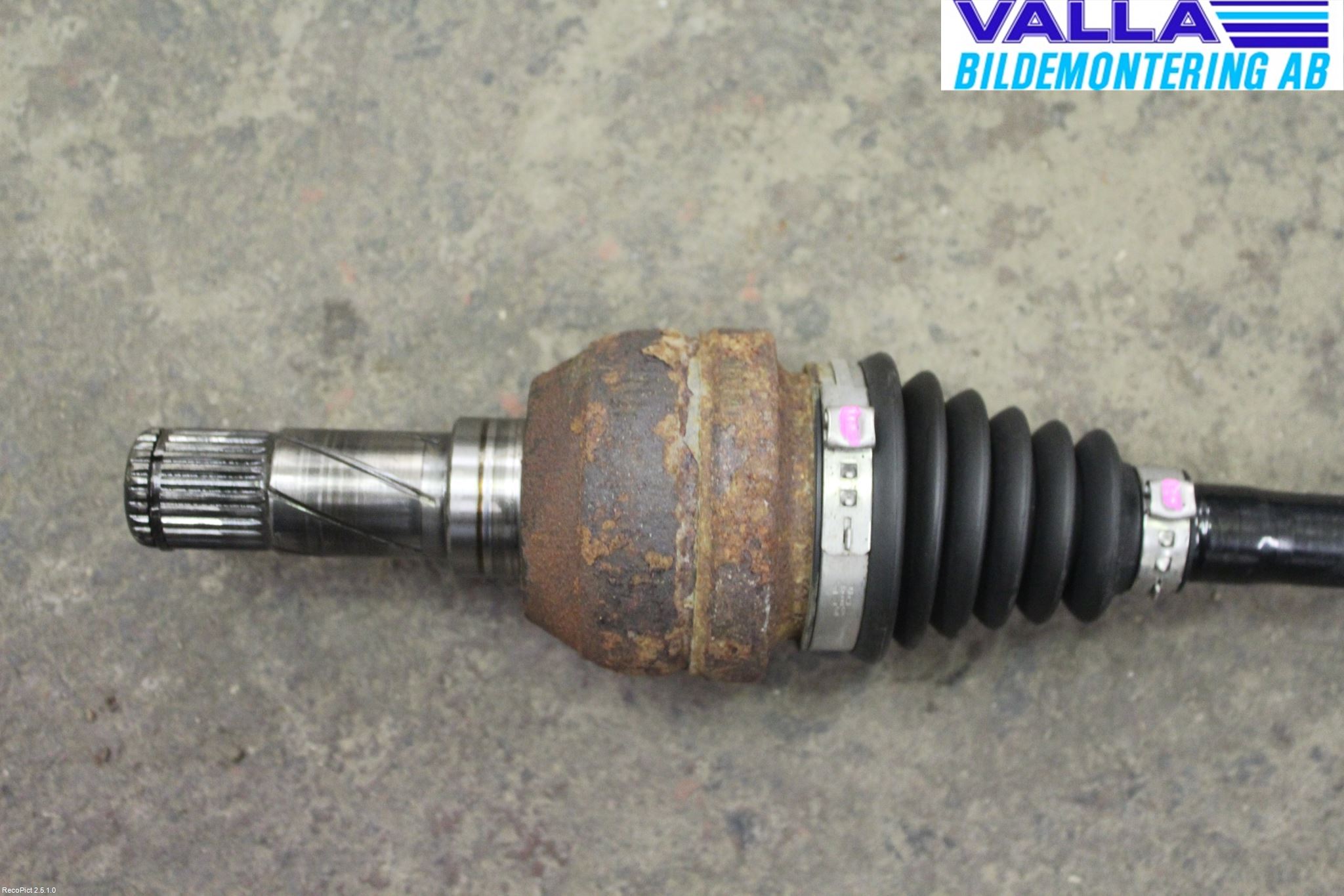 Volvo V70 05-08 Drivaxel Bak Vänster