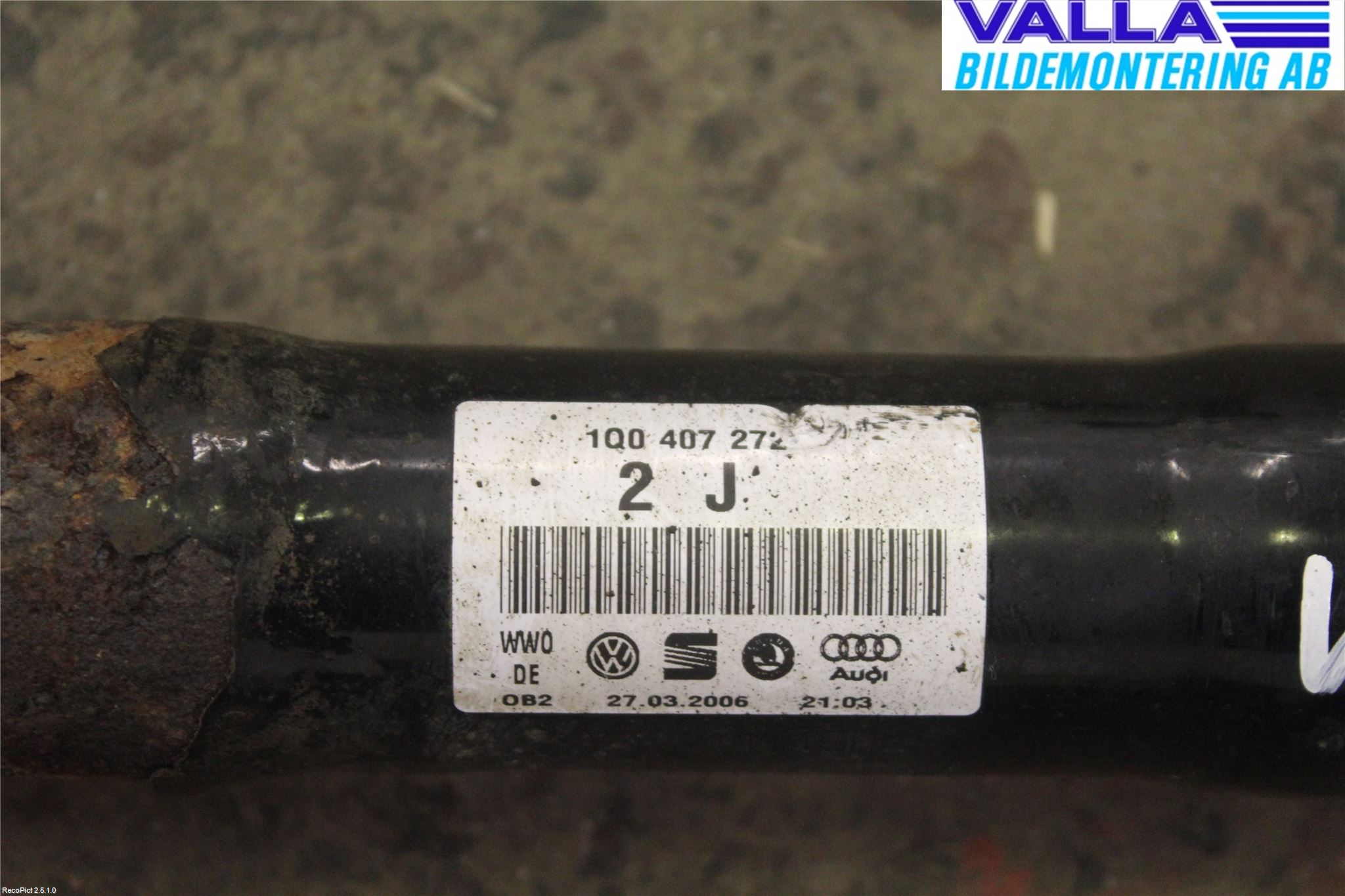 Volkswagen VW PASSAT 05-11 Drivaxel Fram Höger