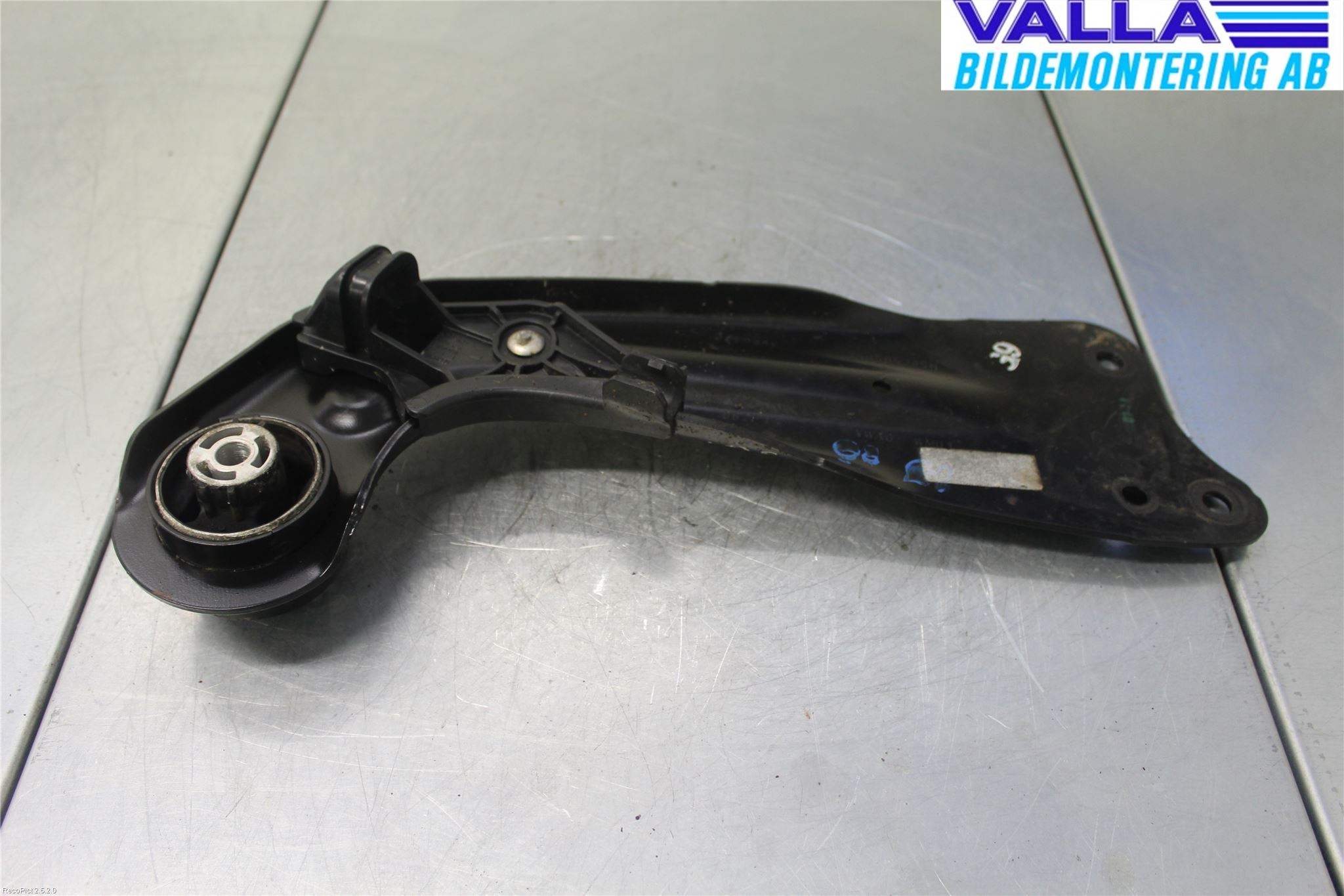 Volkswagen VW GOLF VI 09-13 Bärarm Bak Vänster