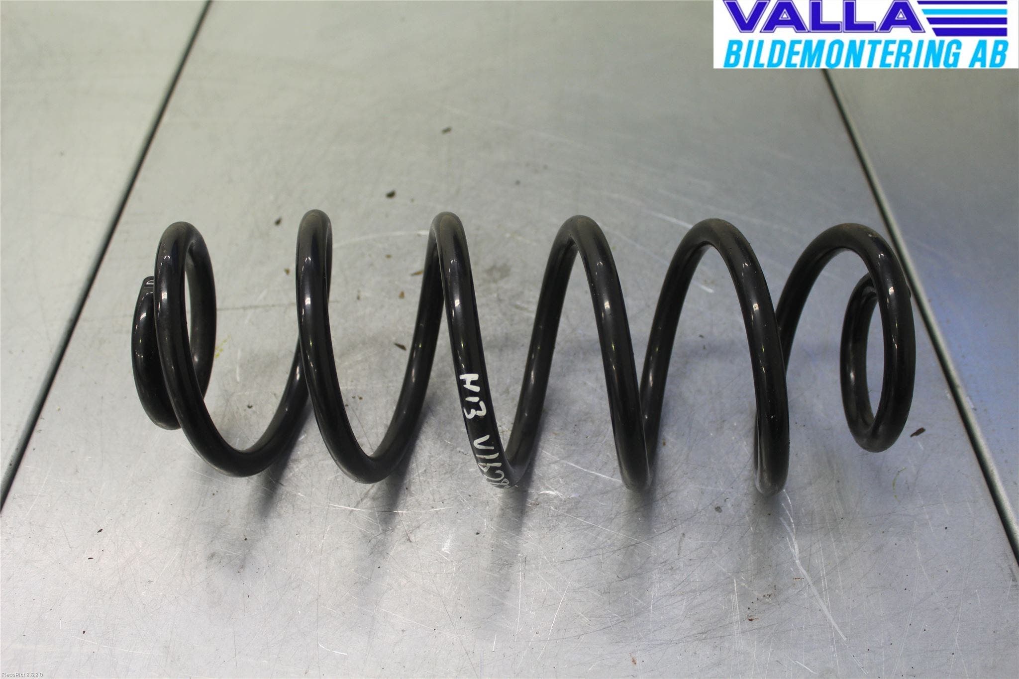 Volkswagen VW GOLF VI 09-13 Fjäder Bak