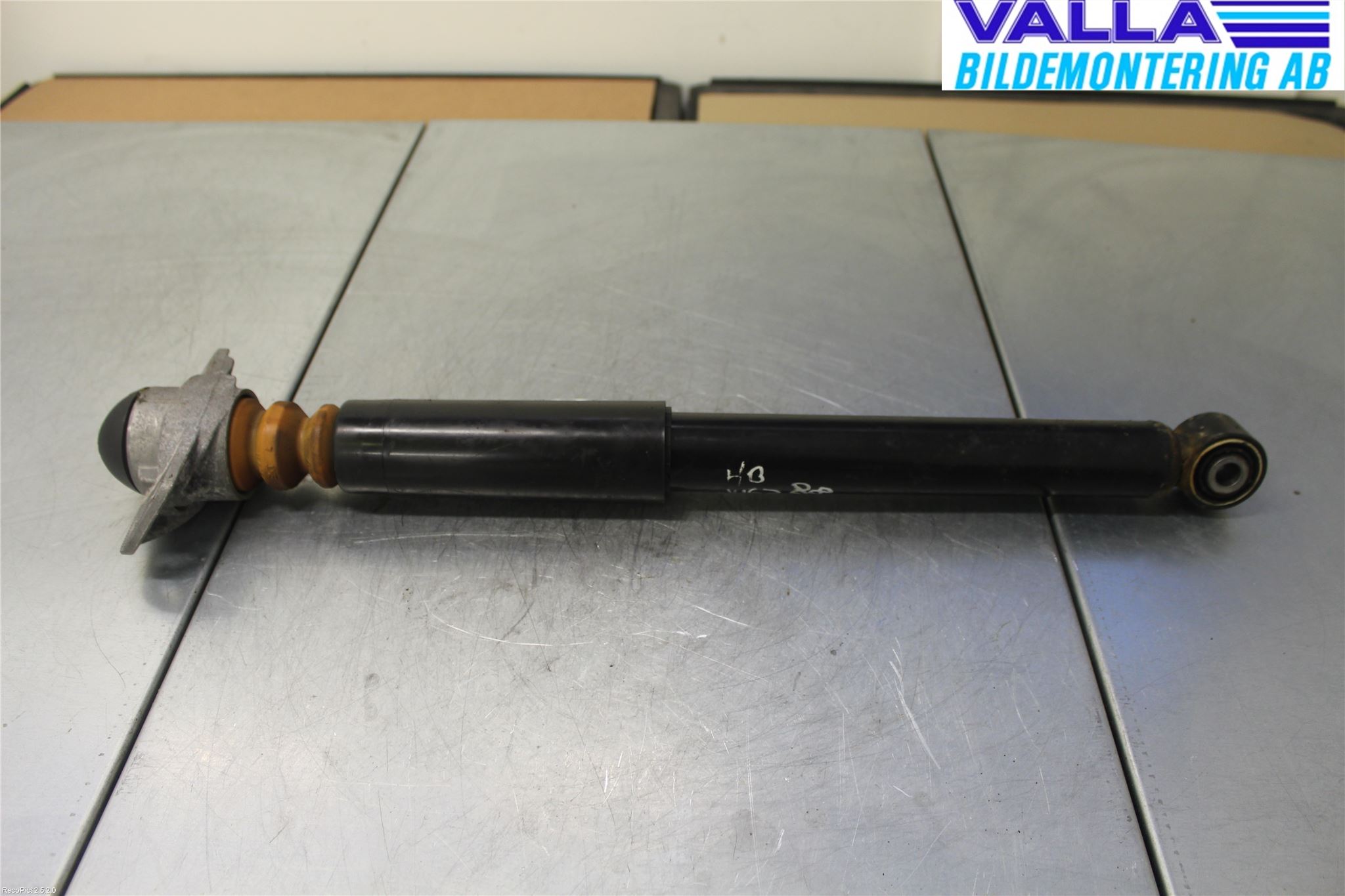 Volkswagen VW GOLF VI 09-13 Stötdämpare Bak
