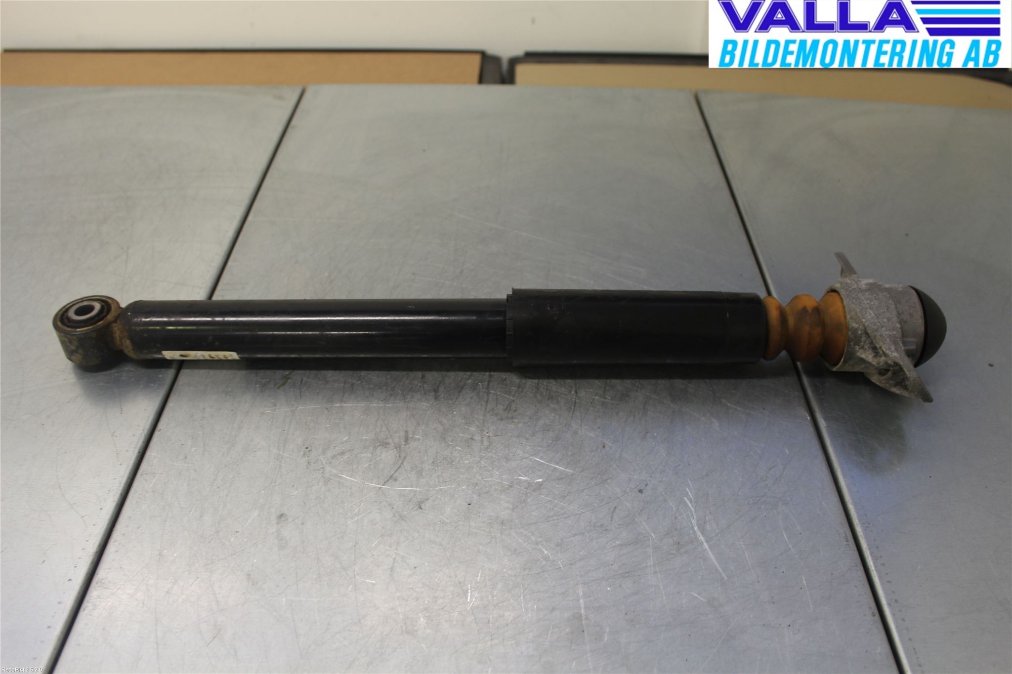 Volkswagen VW GOLF VI 09-13 Stötdämpare Bak