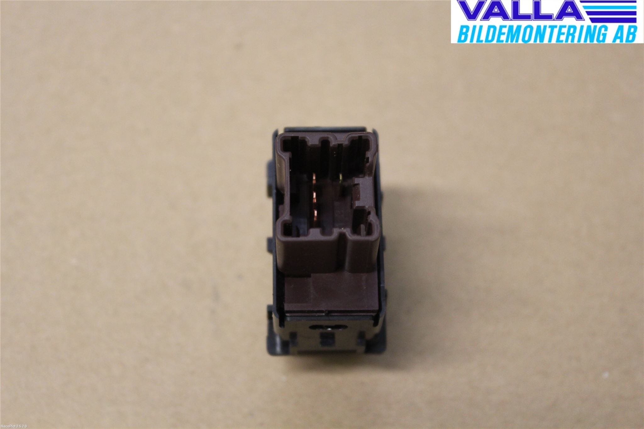 Nissan NAVARA 05-16 Strömställare Stolvärme