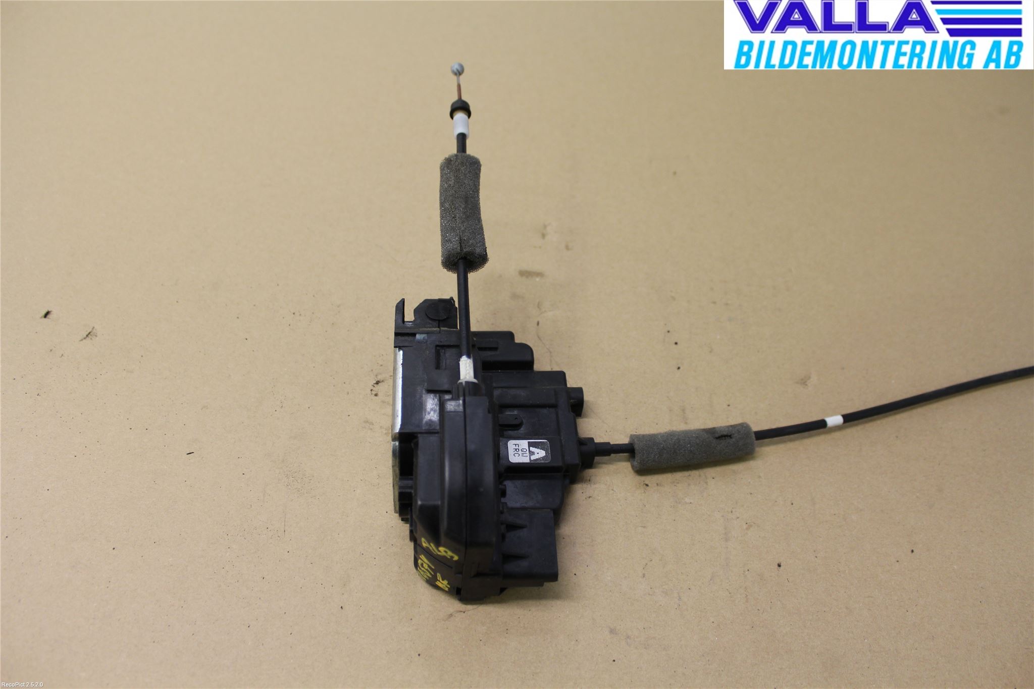 Nissan NAVARA 05-16 Låskista-Dörrlås