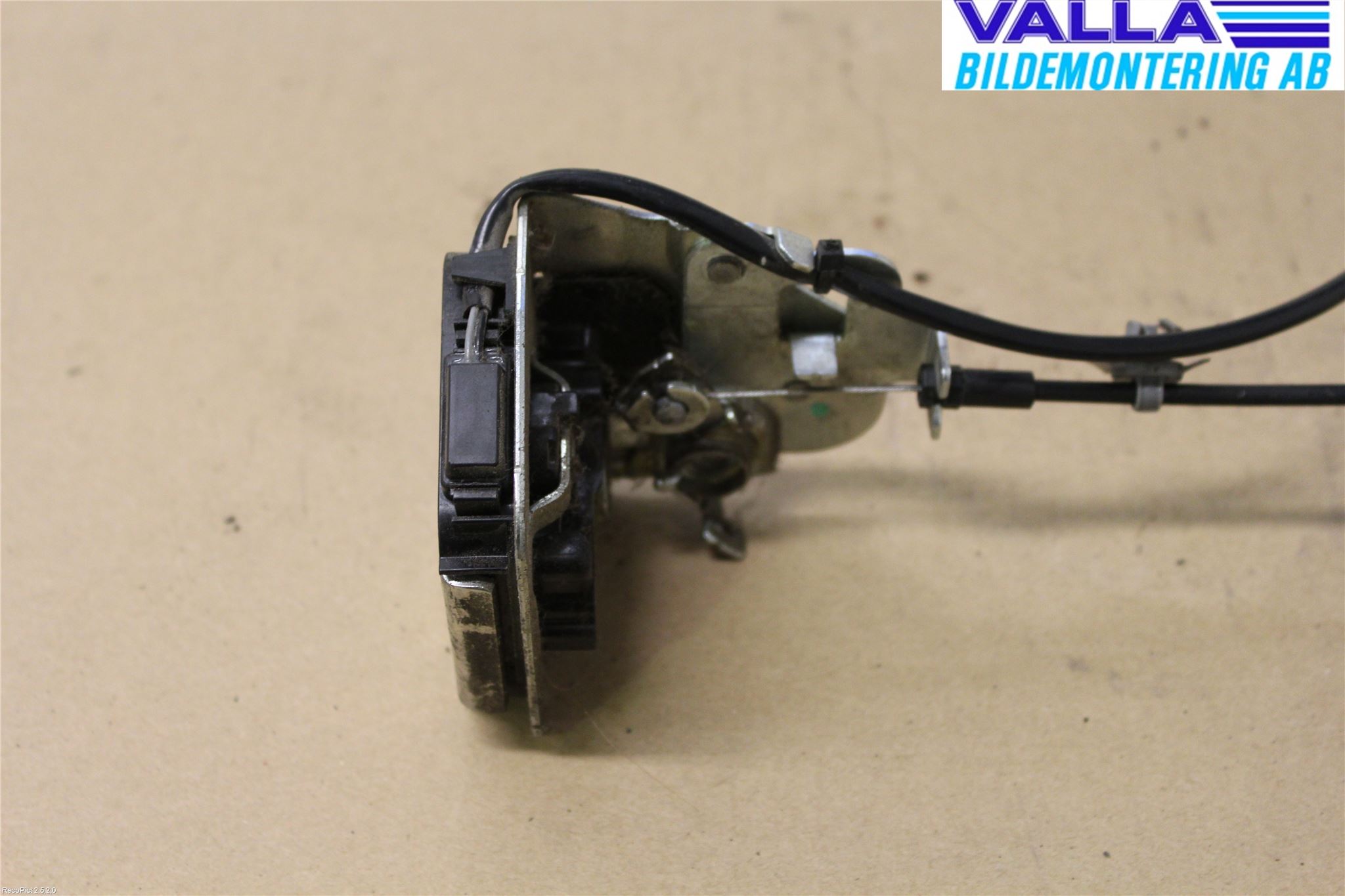 Nissan NAVARA 05-16 Låskista-Dörrlås