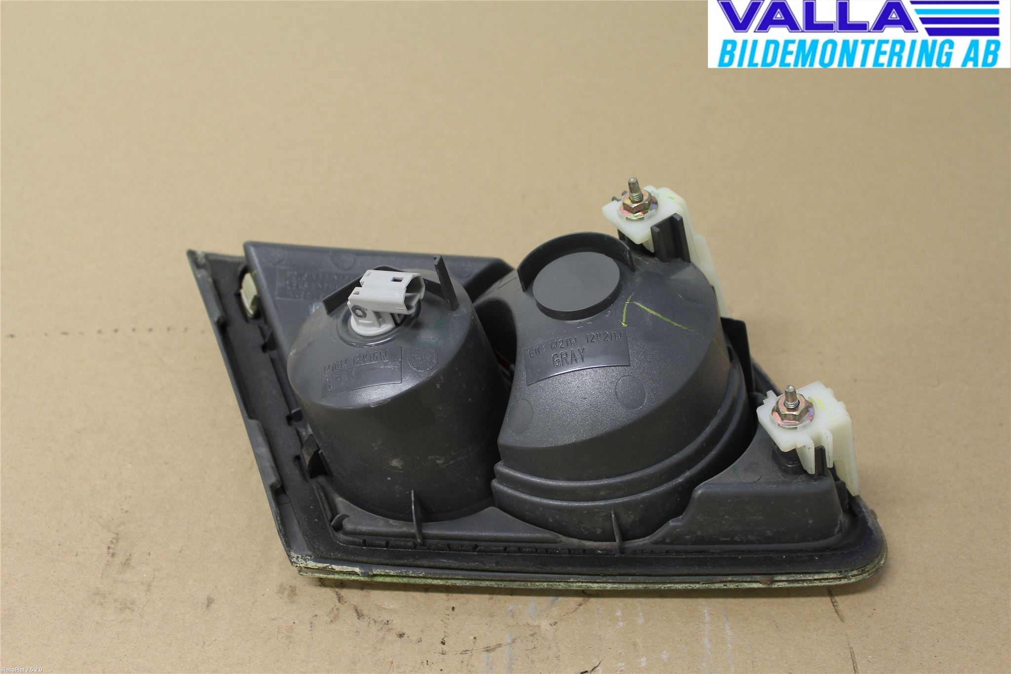 Mazda 6 02-08 Bakljus Lucka Hö