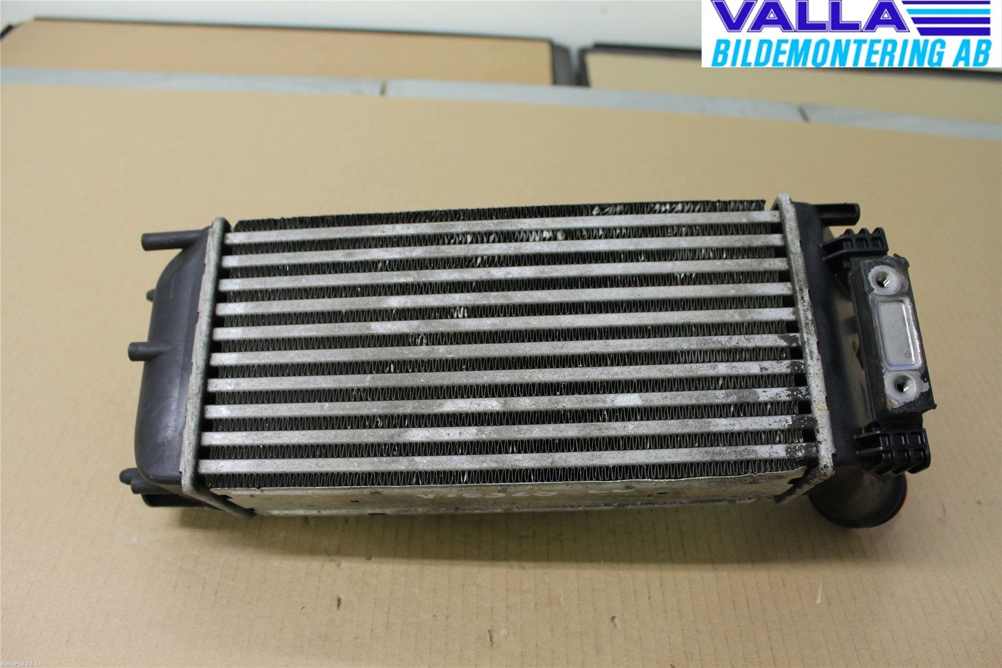 Peugeot 3008 09-16 Laddluft-Intercooler Kyl