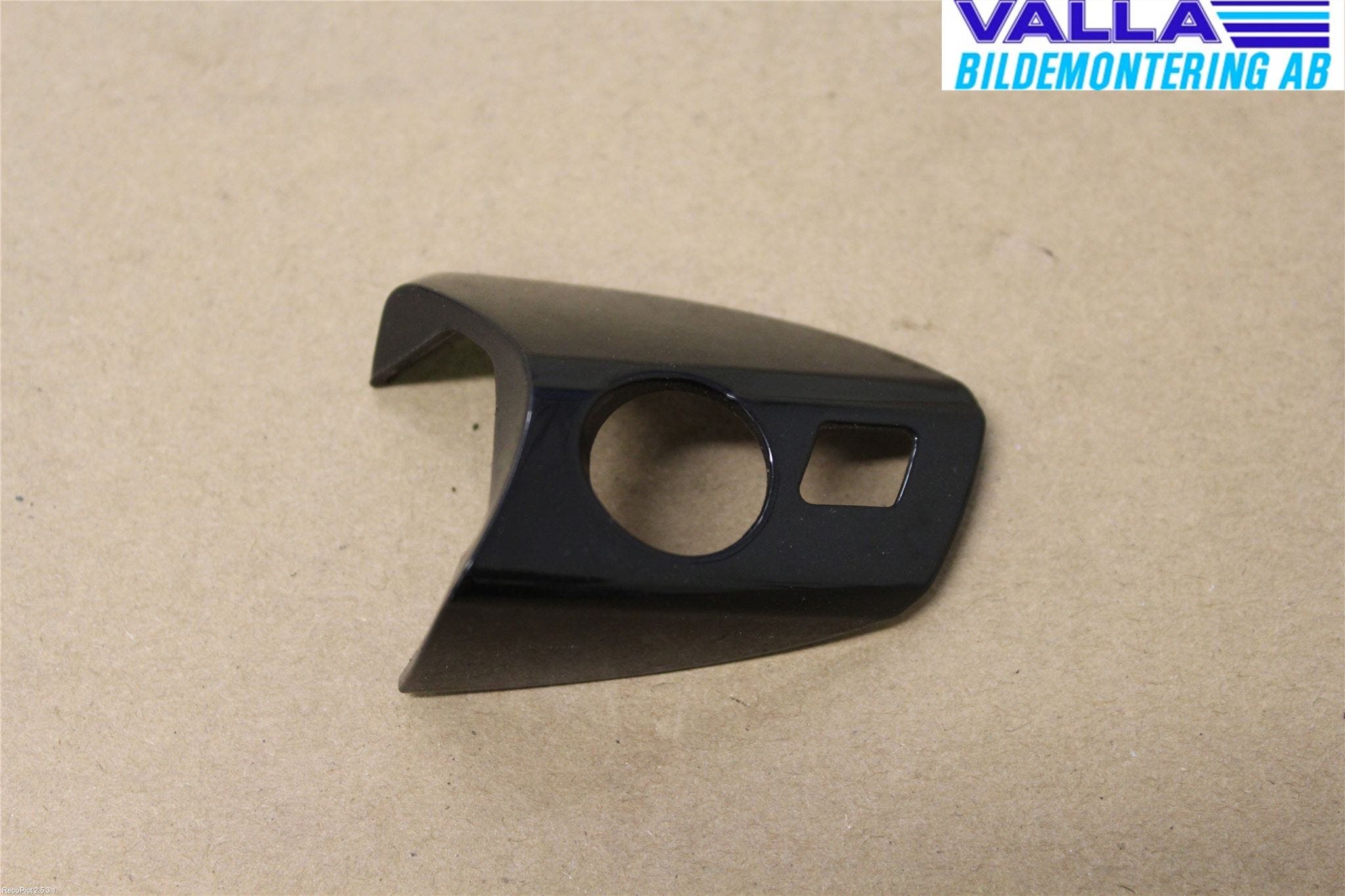 Mercedes-Benz MB C-KLASS (W204) 07-15 Dörrhandtag Yttre Vä