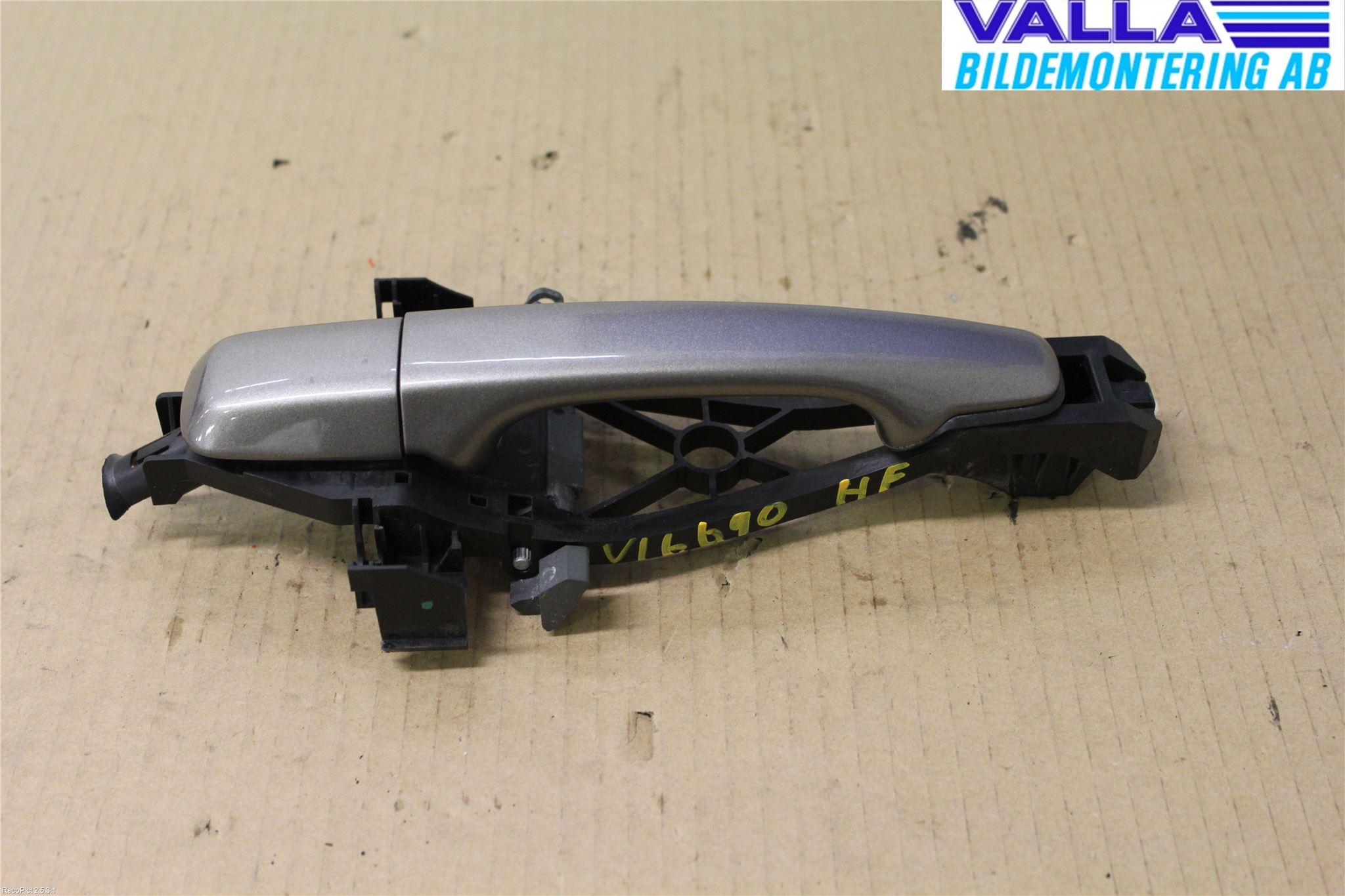 Volvo V70 08-13 Dörrhandtag Yttre Hö