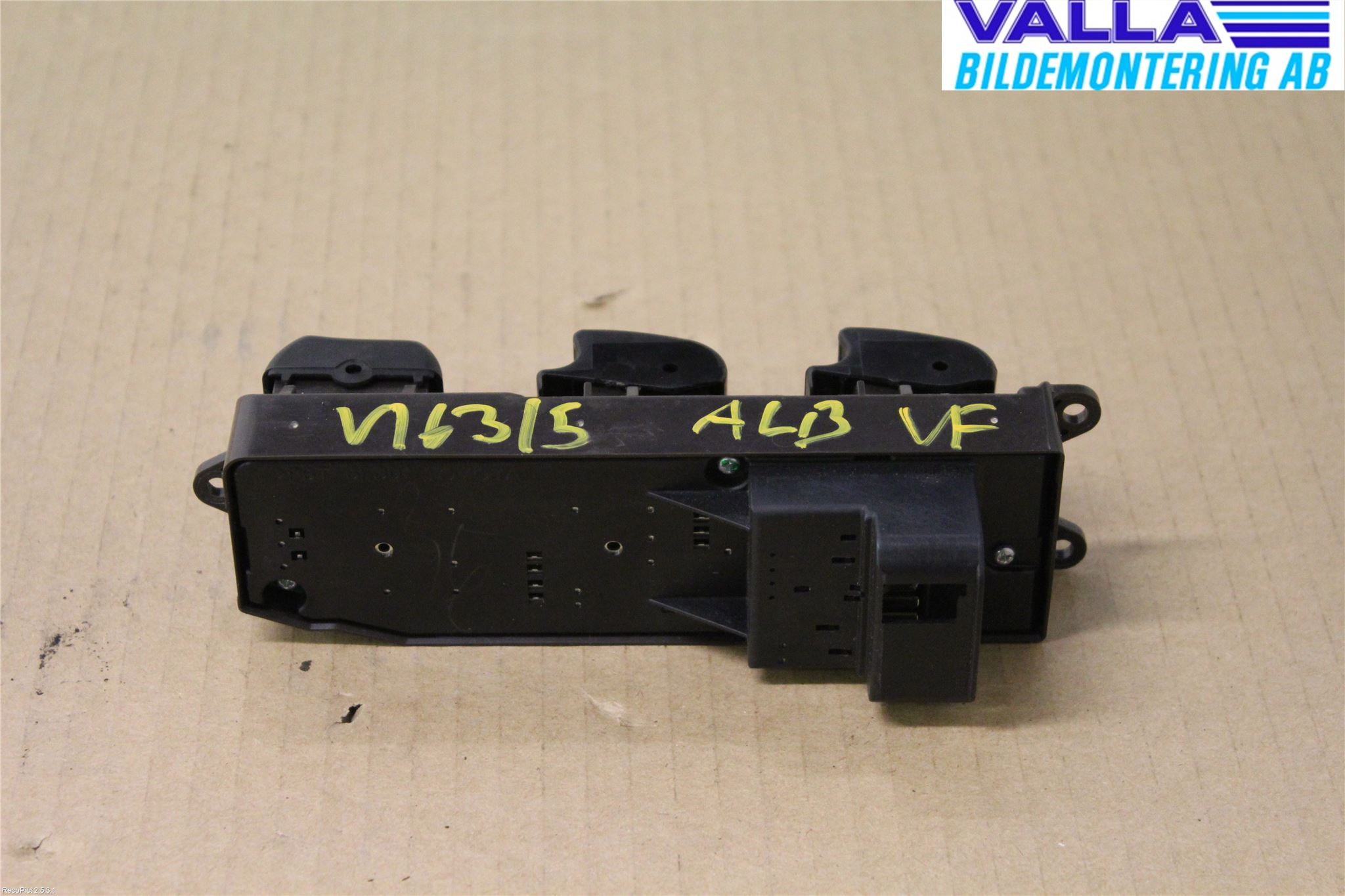 Toyota HILUX 05-16 Strömställare Elhiss