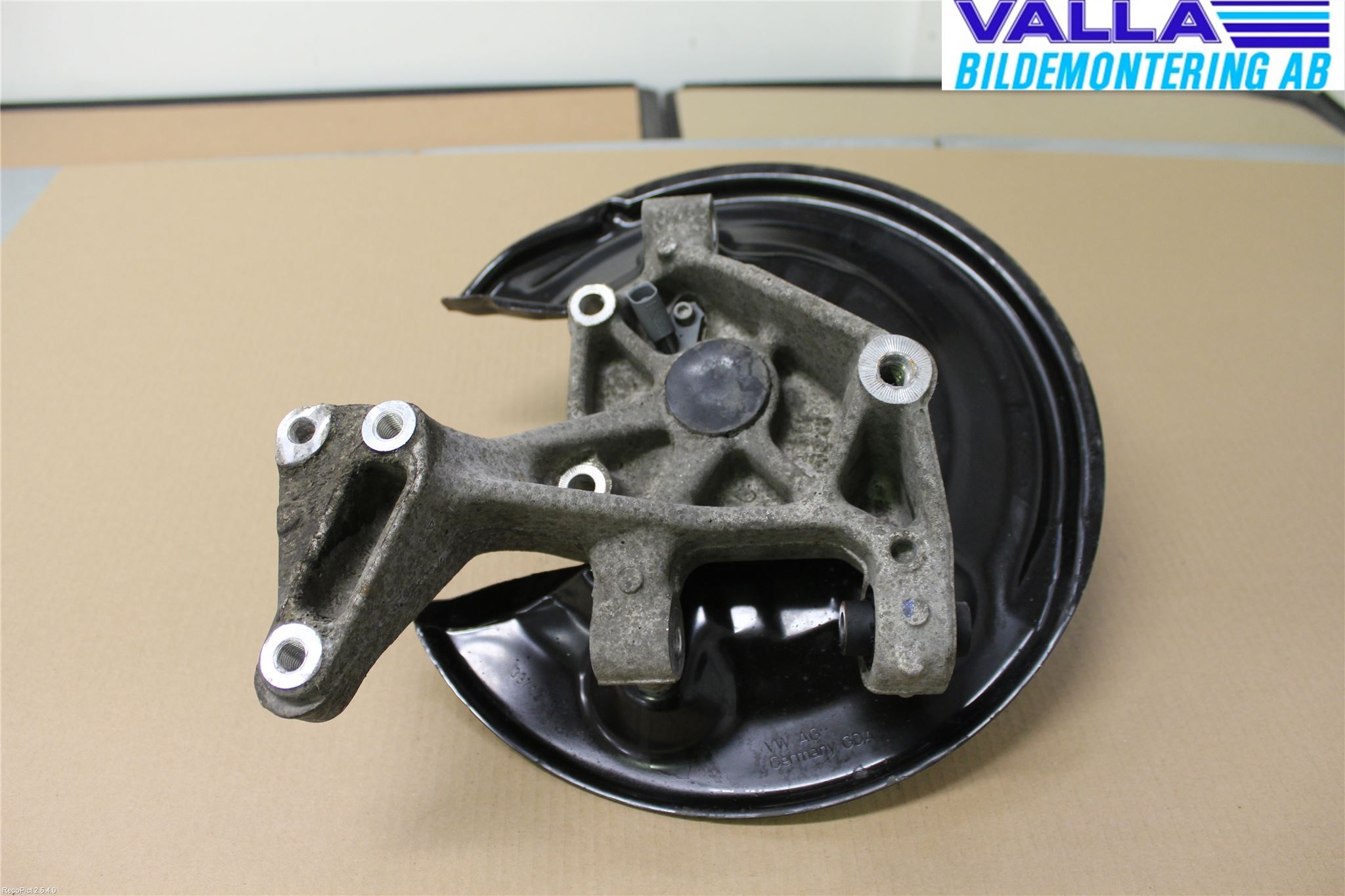 Volkswagen VW PASSAT 11-14 Hjullagerhus Bak Hö