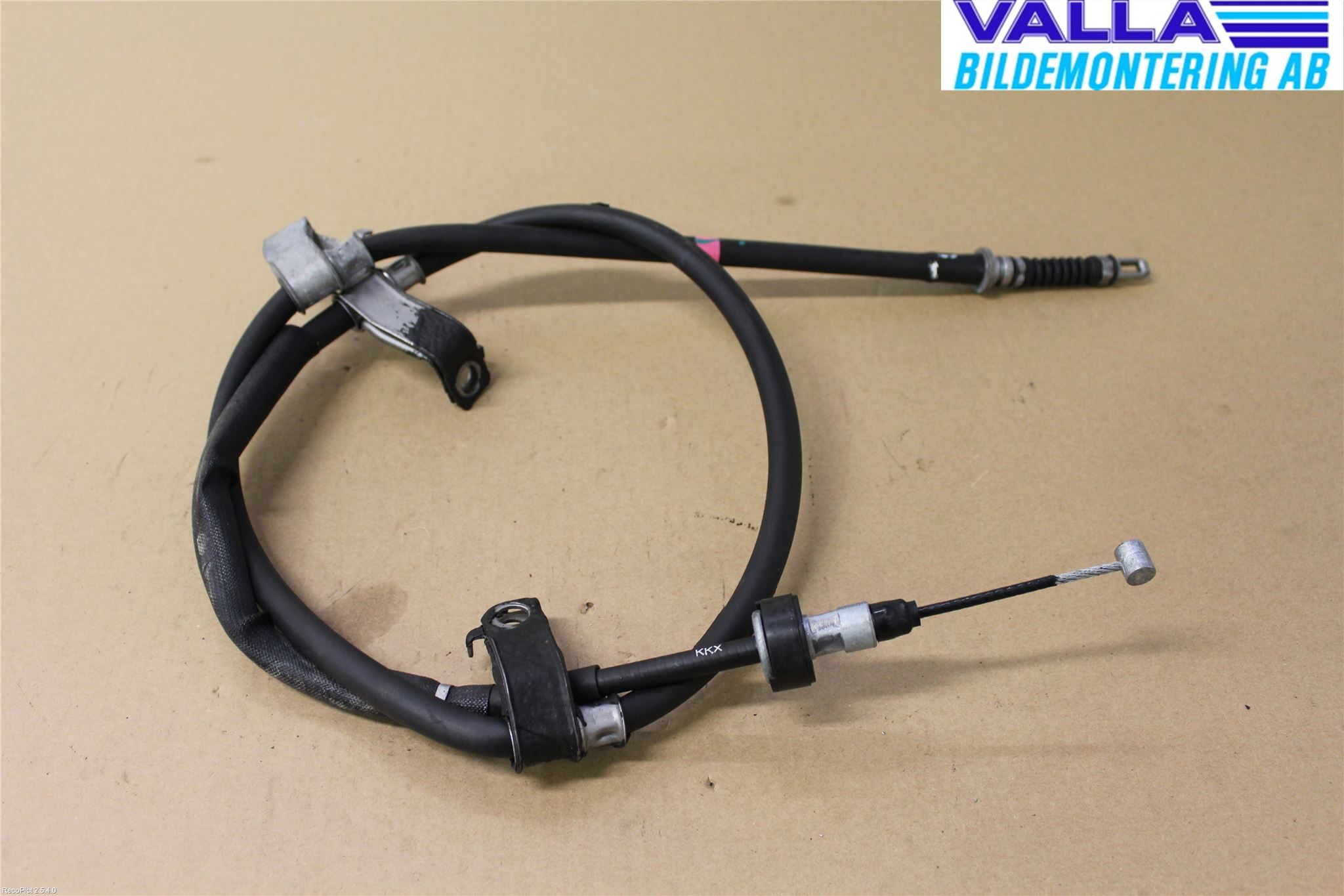 Hyundai i10 BA 14-16 Handbromswire