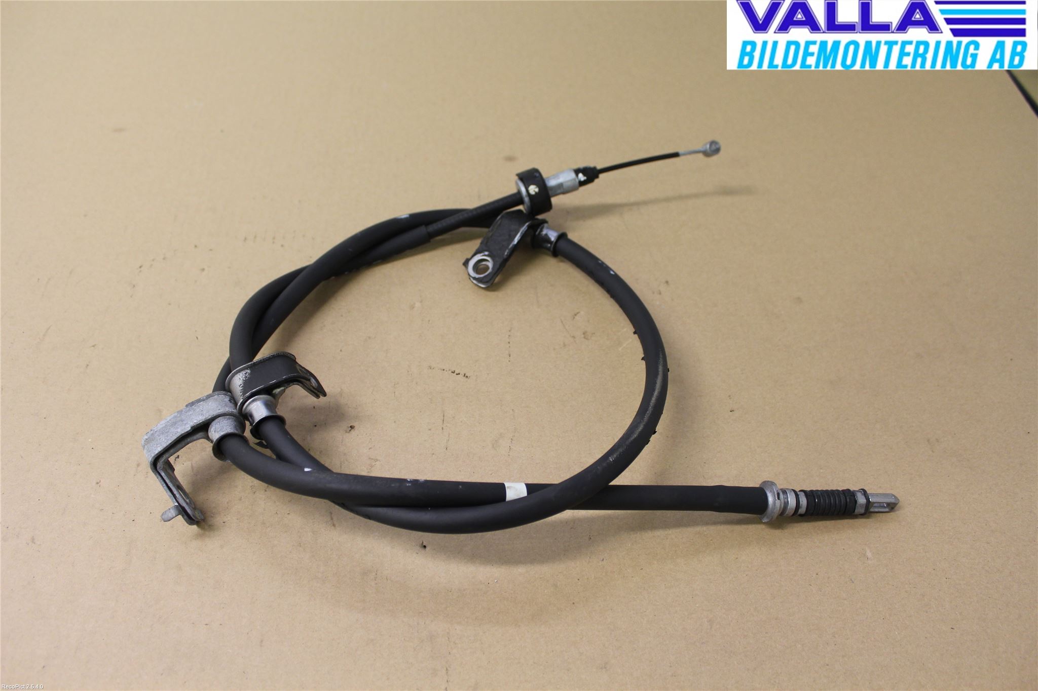 Hyundai i10 BA 14-16 Handbromswire