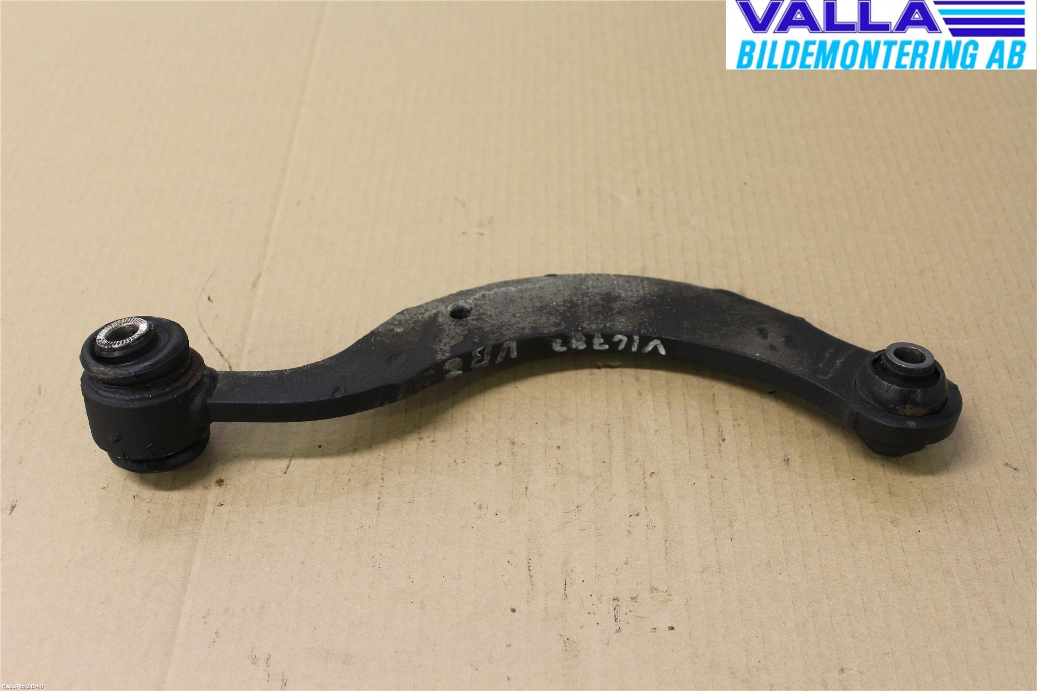Toyota AURIS 13-19 Bärarm Bak Övre Vänster