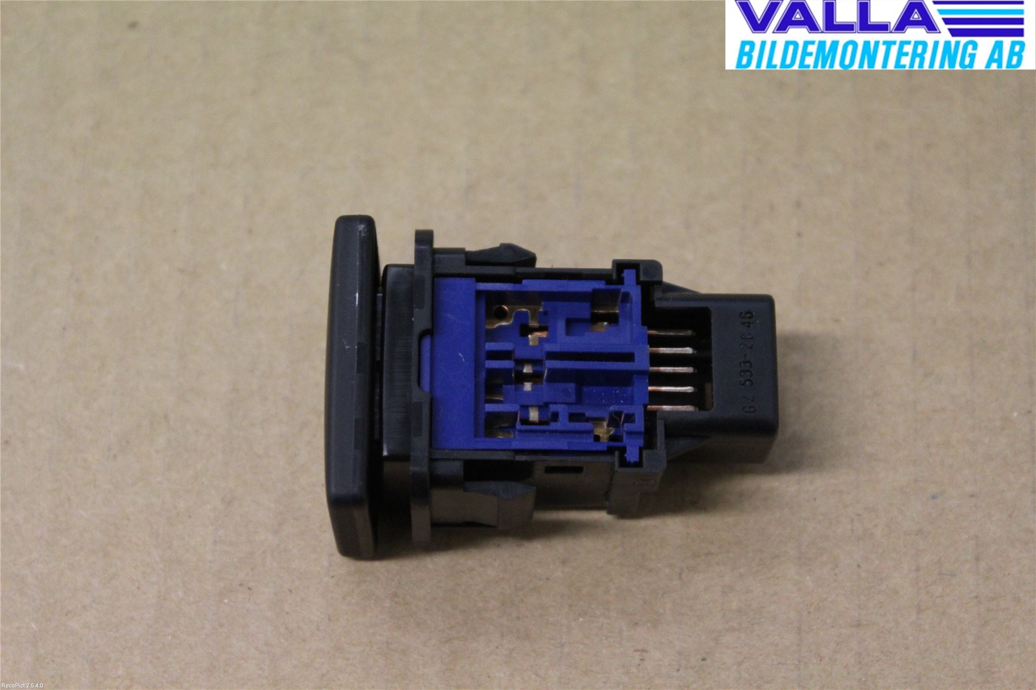 Toyota AURIS 13-19 Strömställare Övrigt