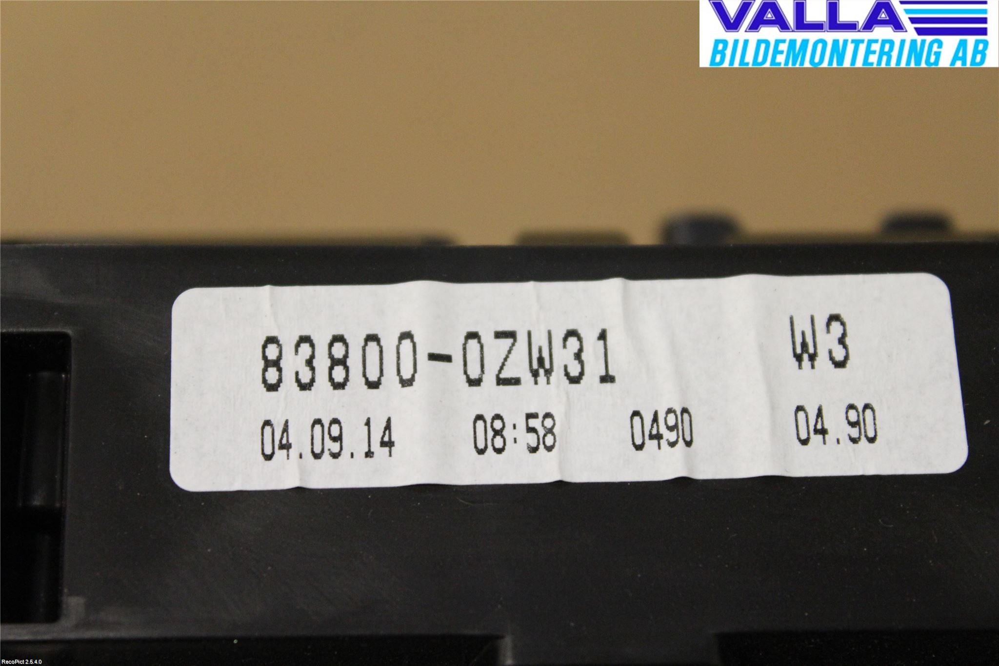 Toyota AURIS 13-19 Instrument Komb