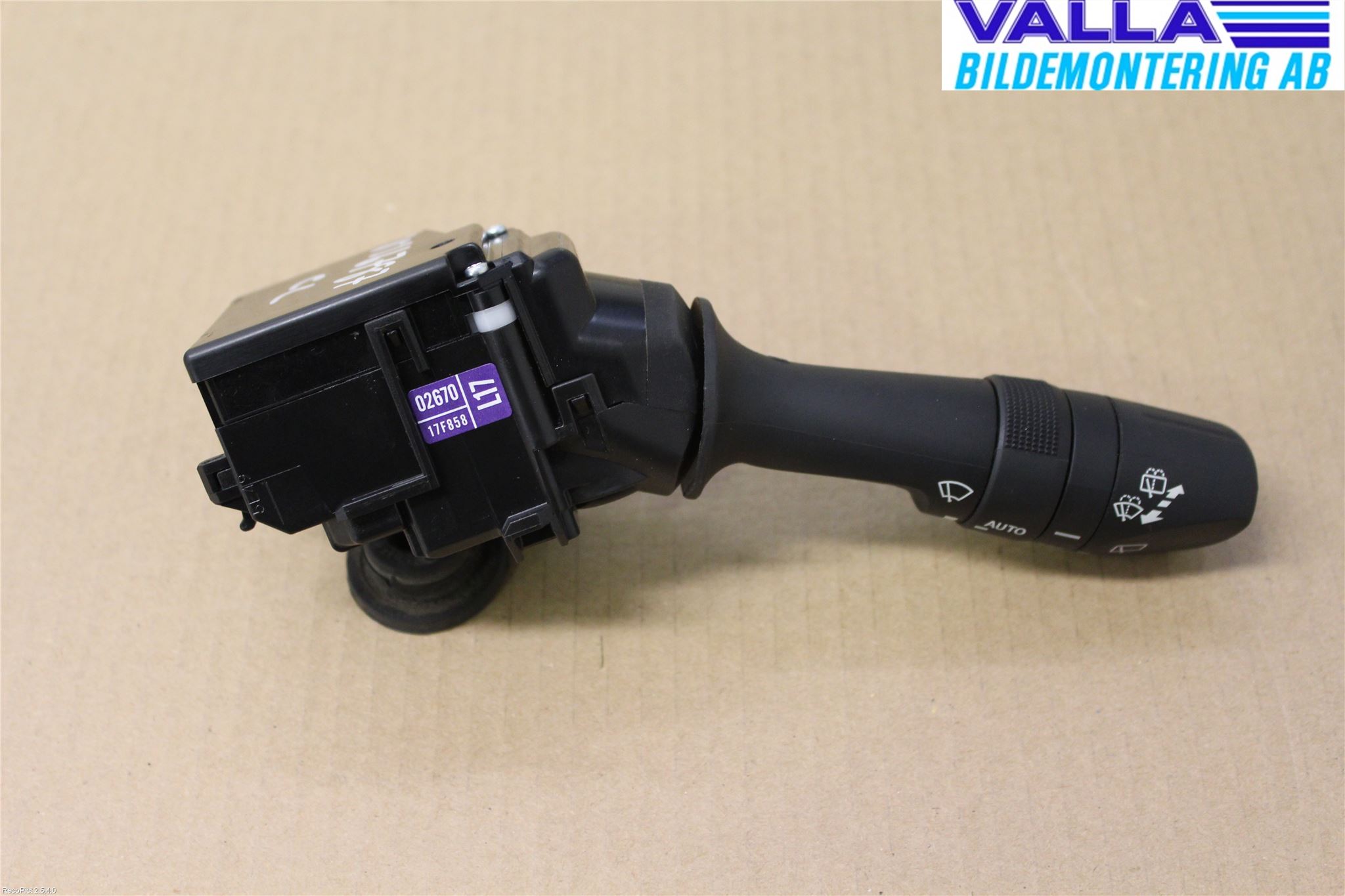 Toyota AURIS 13-19 Spak Torkar-Spolomk