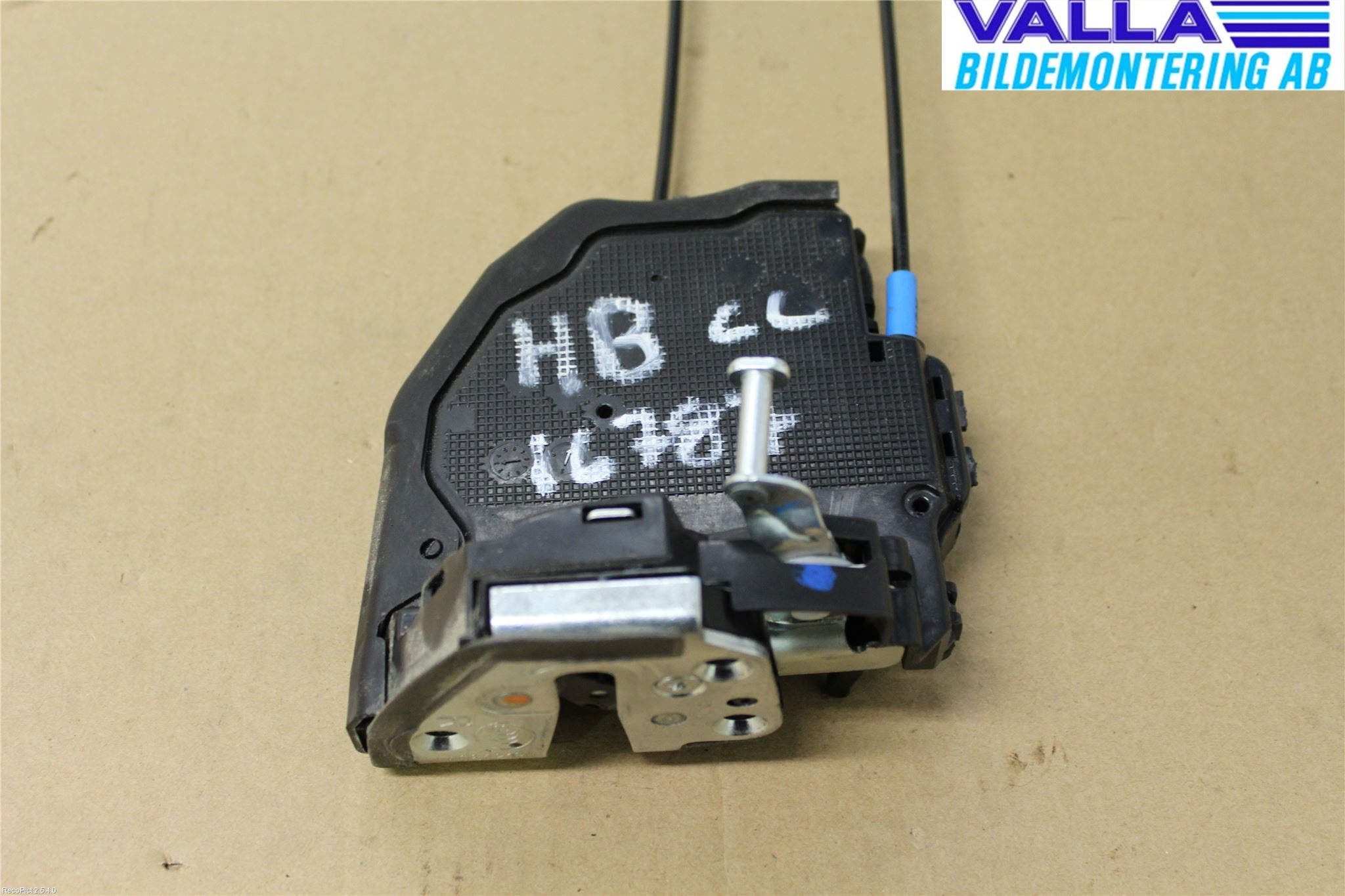 Toyota AURIS 13-19 Låskista-Dörrlås