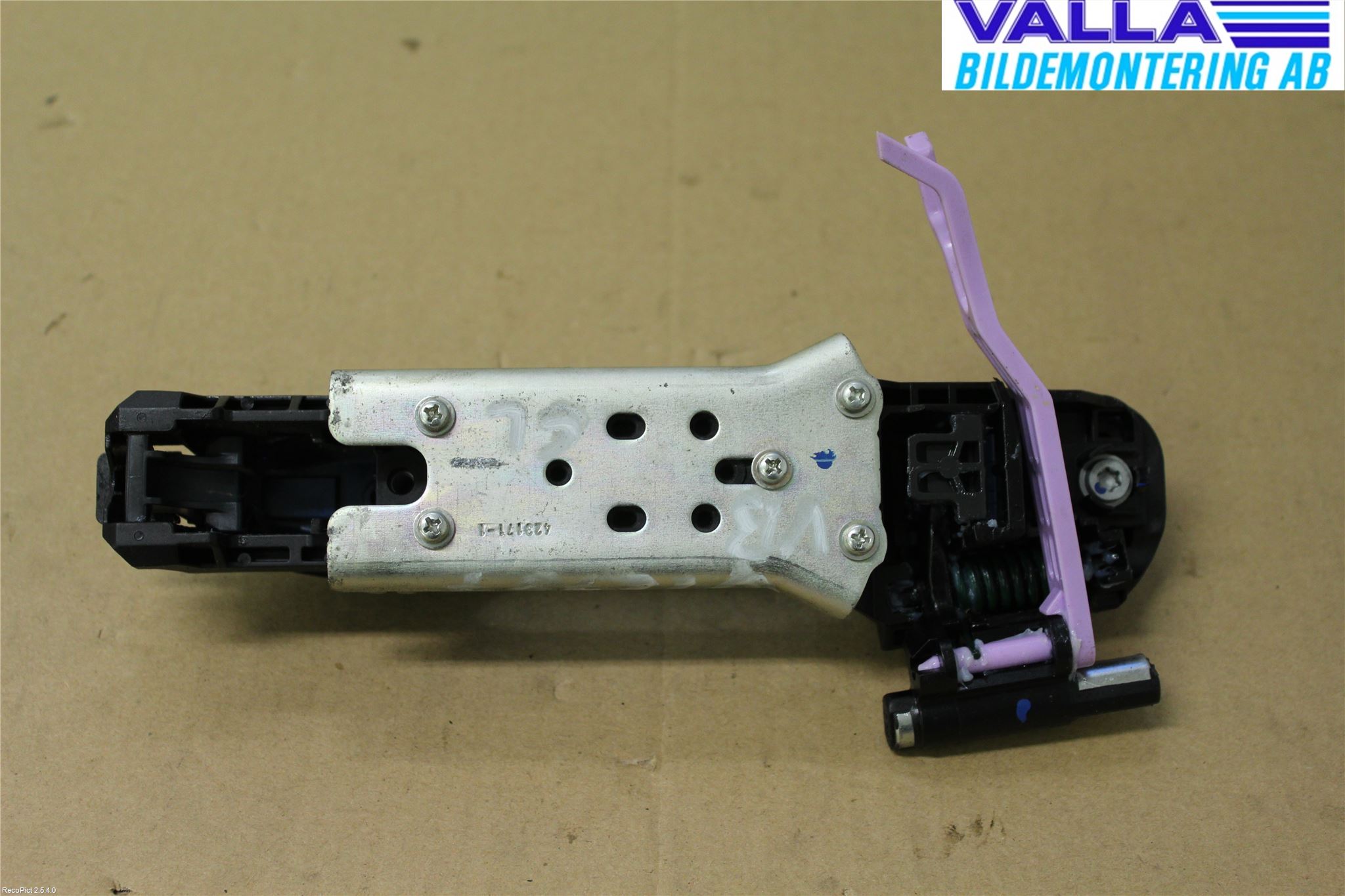 Toyota AURIS 13-19 Dörrhandtag Yttre Vä