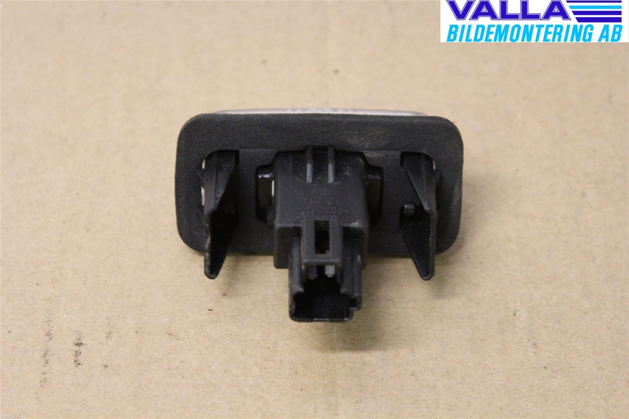 Toyota AURIS 13-19 Skylt Belysning